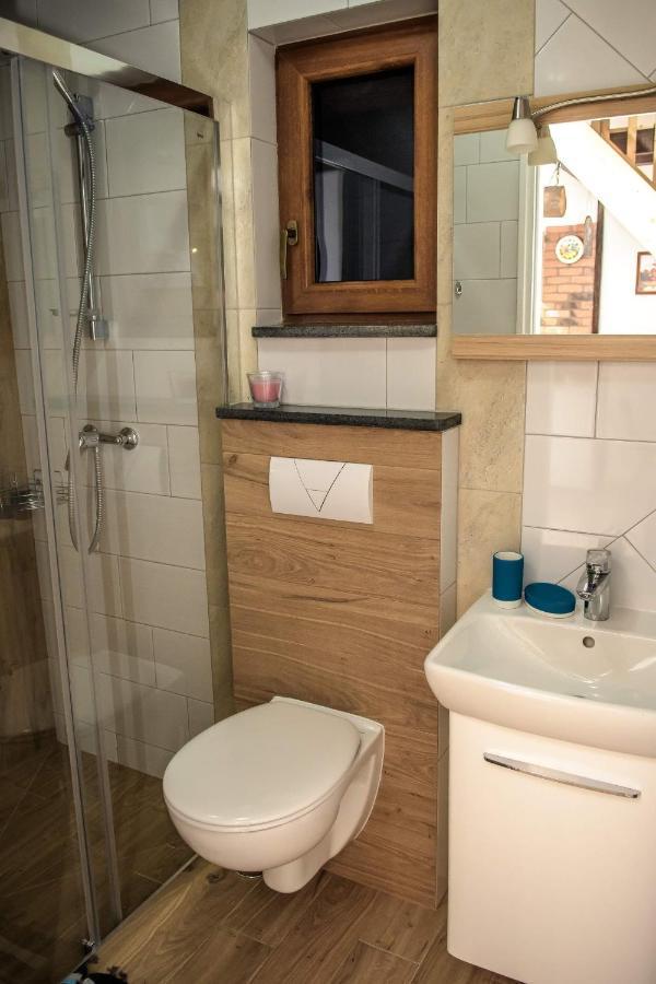 Domek Na Wsi U Wiktora Mikołajki Exteriör bild